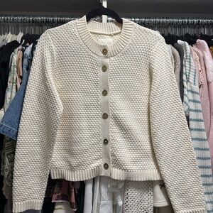 Chic Cream Button-Up Cardigan